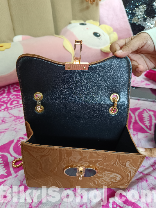 Cross body bags